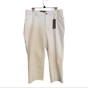 Women’s Christopher Blue size 16 white Juku High rise jeans. New.